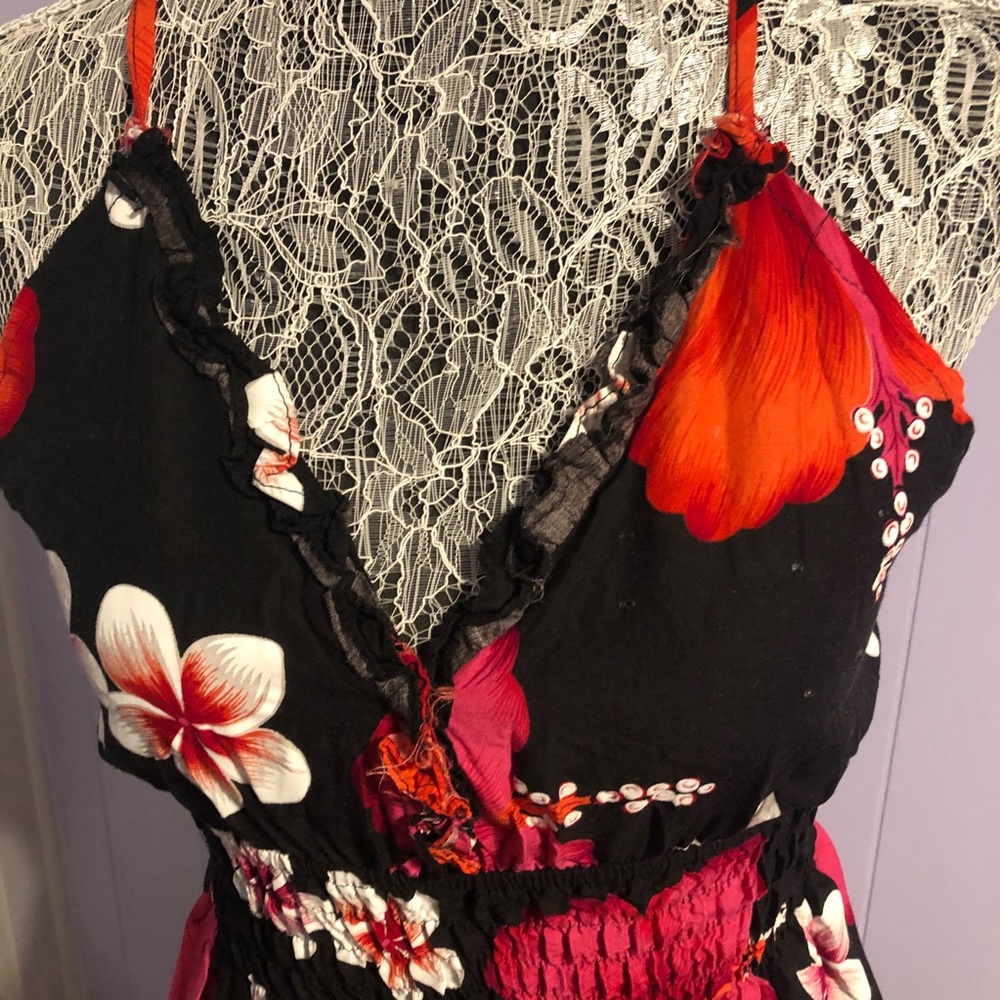 Hawaiian dress - Picture 2 of 4